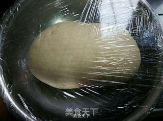 金鱼面包的做法步骤:2