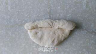 牛奶杏仁花环面包的做法步骤:10