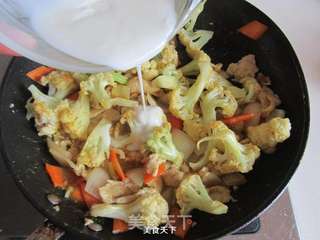 咖喱鸡片菜花的做法步骤:8