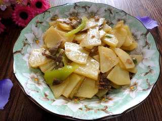 土豆片炒肉的做法步骤:13