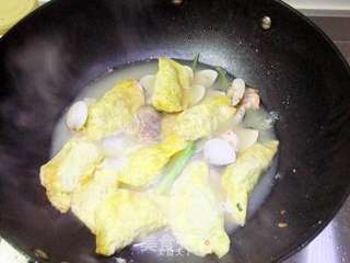 吃货食堂—海鲜蛋饺的做法步骤:8