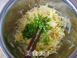 土豆丝饼的做法步骤:3