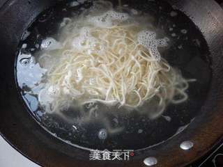武汉热干面的做法步骤:2