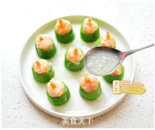 5分钟蒸出最鲜美的宴客菜【丝瓜蒸虾球】的做法步骤:8