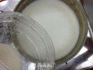 夏季甜点在家做--老酸奶的做法步骤:3