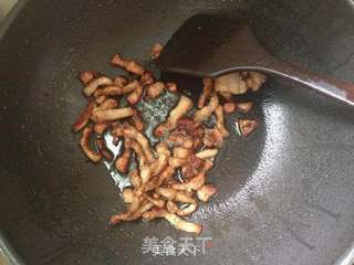 色香味十足的--肉条烧豆腐的做法步骤：6