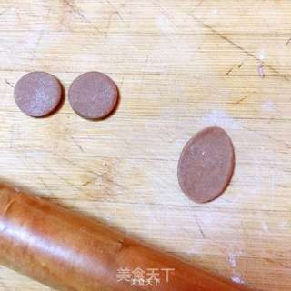熊猫馒头的做法步骤:4