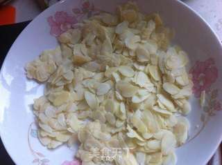 杏仁虾球的做法步骤:5