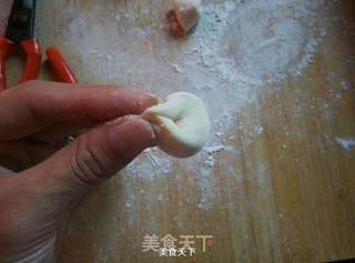 羊咩咩蜜枣馒头的做法步骤:12