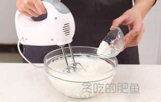 轻乳酪蛋糕的做法步骤:6