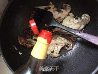 祝考生们鱼跃龙门--红烧辣豉白鲳鱼的做法步骤:6