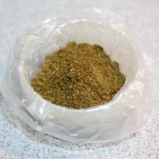 烹饪原料轻松自制-----自制藤椒粉的做法步骤:7