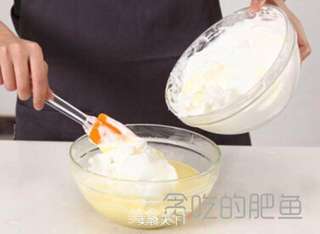 轻乳酪蛋糕的做法步骤:7