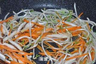 五彩炒面的做法步骤:12