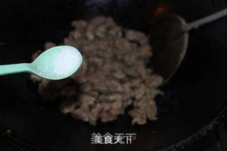 花生牛肉辣酱的做法步骤：5