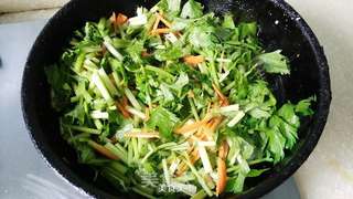 芹菜炒肉丝的做法步骤:6