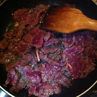 爆炒牛肉的做法步骤:6
