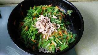芹菜炒肉丝的做法步骤:7