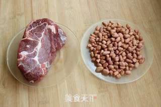 花生牛肉辣酱的做法步骤：1