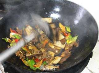 【鸡肝炒茶干】的做法步骤:6