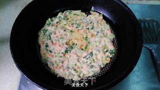 芹菜蛋饼的做法步骤:7
