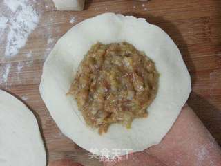 白菜猪肉包子的做法步骤:12