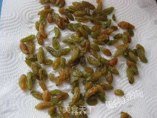 椰蓉葡萄干排包的做法步骤:7