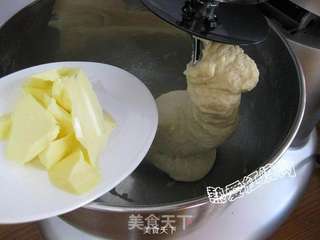椰蓉葡萄干排包的做法步骤:3