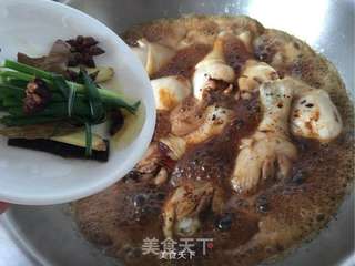 【酱鸡腿】的做法步骤:8