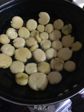 绵软土豆饼的做法步骤:4