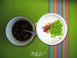 炝拌金针菇的做法步骤:2