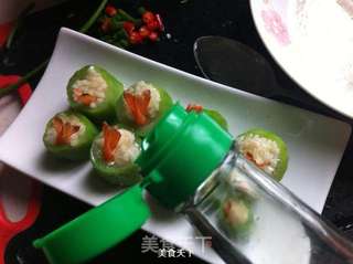 蒜蓉虾仁丝瓜盅的做法步骤:9