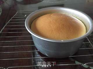酸奶戚风蛋糕(6寸)的做法步骤:16