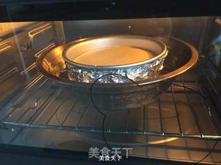 酸奶戚风蛋糕(6寸)的做法步骤:14