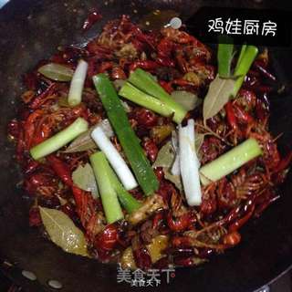 爆炒香辣小龙虾的做法步骤:7