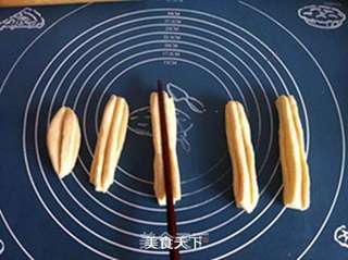 自发面粉鸡蛋油条的做法步骤:7
