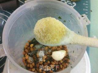 虾仁青酱意面的做法步骤:8