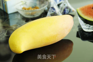 口感超棒的欧式西瓜芒果酸奶—排毒瘦身的做法步骤:4