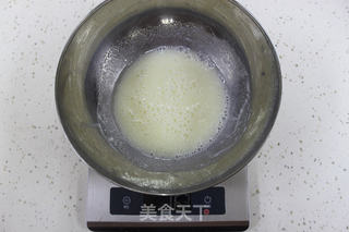 牛奶天使蛋糕的做法步骤:2
