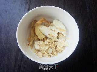 广东靓汤:熬夜必备花旗参响螺片汤的做法步骤:4