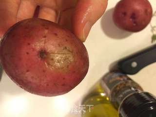 香煎小土豆的做法步骤:2
