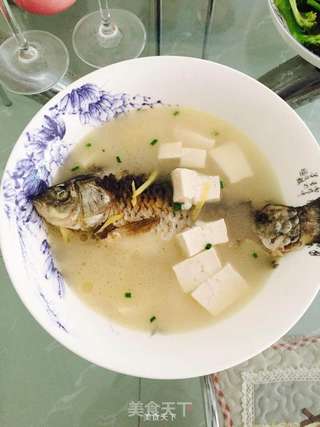 鲫鱼豆腐汤的做法步骤:7