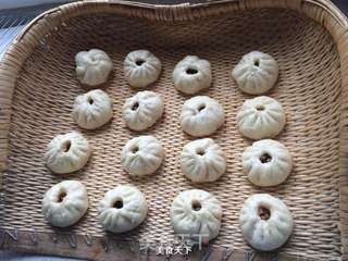卤肉豆角包子的做法步骤:17