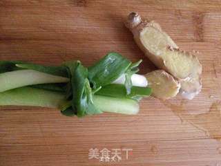 红烧鲤鱼的做法步骤:3