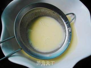 原壳鸡蛋布丁的做法步骤:5