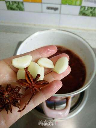 南乳汁卤鱿鱼的做法步骤：3