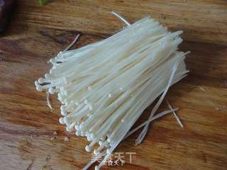 炝拌金针菇的做法步骤:4