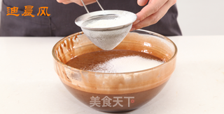熔岩巧克力蛋糕的做法步骤:6
