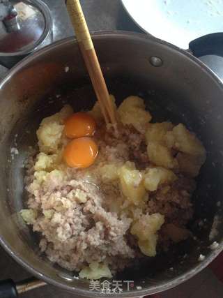 动画片里的美食 日式可乐饼的做法步骤:4