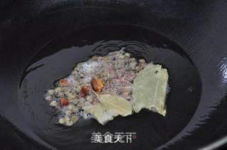 小米椒爆炒小公鸡的做法步骤:8
